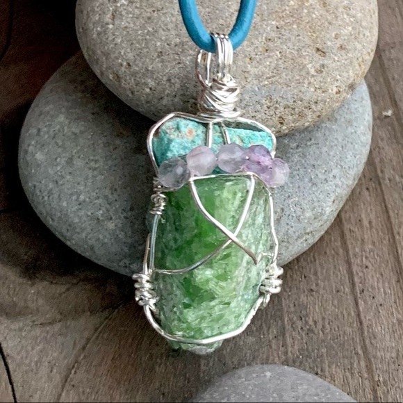 Turquoise, Chrome Tremolite & Fluorite Necklace - Picture 5 of 14